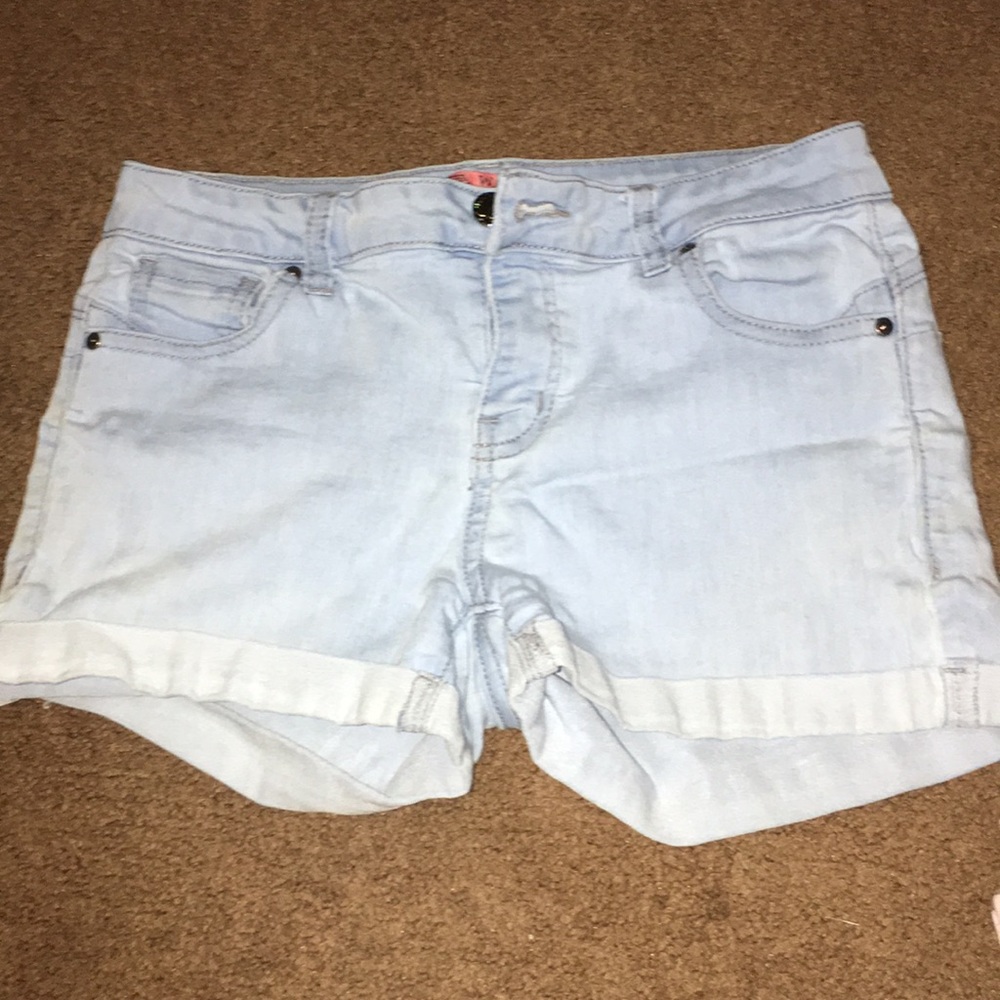 light blue jegging shorts